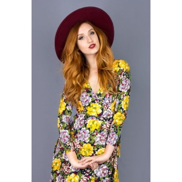 Retro Wrap Dress- Victory Floral - Picture 10 of 16